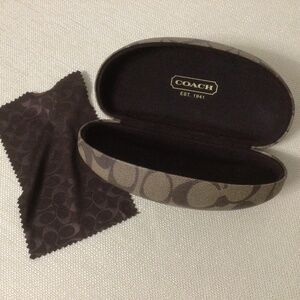 💐Coach Optic C Eyeglass Case w/Lens Cloth